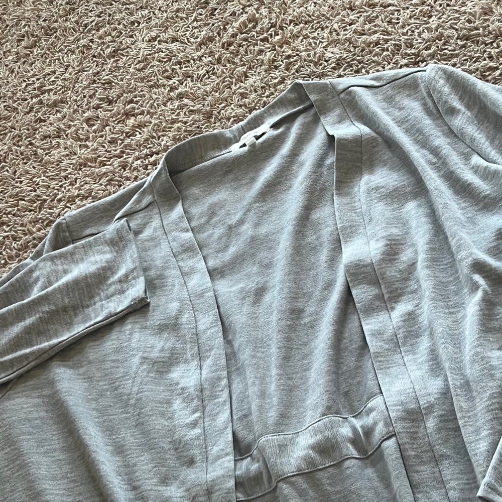Maurices Gray Open Front Cardigan Cinched Back Pocket Lightweight Knit 1X